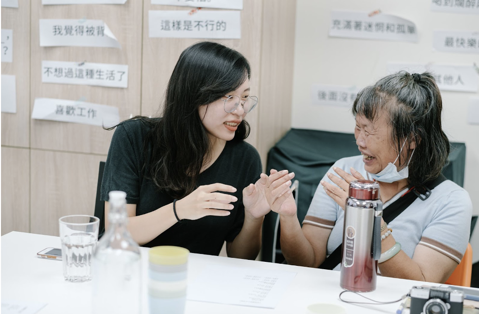 Khu triển lãm sáng tác thơ ca người vô gia cư với chủ đề “Tập Lên Tiếng” của triển lãm Đài Bắc Của Người Nghèo năm 2020. https://doyouaflavor.wixsite.com/mysite-3